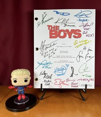 Guión firmado por The Boys Pilot - Reimpresiones de autógrafos - Programa de televisión The Boys - Homelander Foto 1 de 4