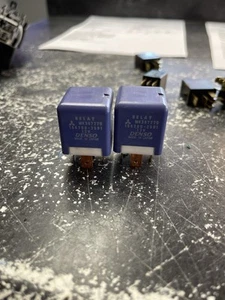 Genuine Mitsubishi 5-Blade Blue Multiuse Relay MK387270 Denso 156700-2591 Japan - Picture 1 of 1