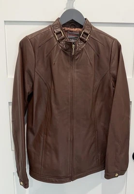 Chaqueta de cuero marrón para mujer Bradley Bayou ribete dorado talla mediana ligera de colección Foto 1 de 4