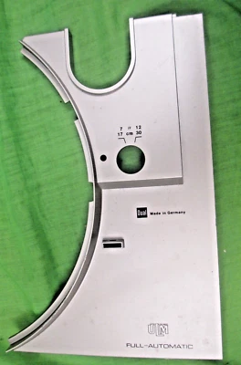 DUAL CS 620 Q TURNTABLE LARGE  UNIT COVER PLATE FOR DUAL MODEL CS 620Q TURNTABLE Foto 1 de 3