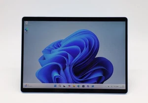 Microsoft Surface Pro 9 – i7-1255U / 16GB RAM / 256GB SSD – Sapphire Blue - Picture 1 of 5