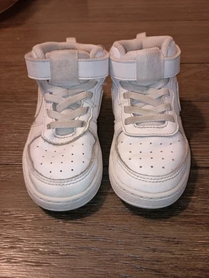 SAPATOS INFANTIS NIKE COURT BOROUGH MÉDIO - CD7784-100 tamanho 9c*VEJA FOTOS* - Imagem 1 de 4