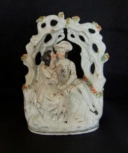 C.19th Staffordshire Flatback: Lovers in a Bower: 26 cm high - Picture 1 of 10