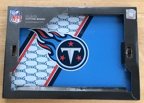 Tennessee Titans Glass Cutting Board Tempered Break Resistant 14x10 NEW Cover