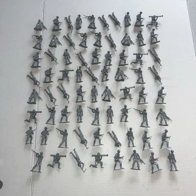 72 soldados de juguete de Estados Unidos de plata MPC de colección Foto 1 de 4