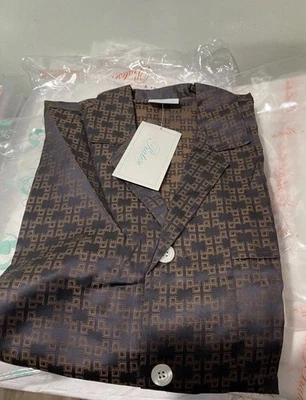 Pijama Pratesi Masculino Lindo Marrom Tamanho M NOVO - Imagem 1 de 4