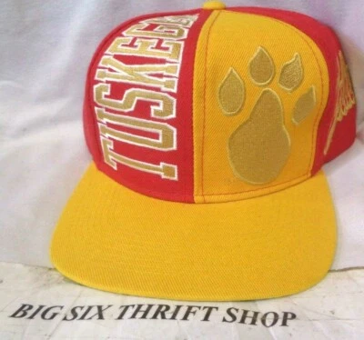 Gorra Tuskegee Golden Tigers Coliseo Atletismo Snapback De colección Foto 1 de 4