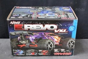 TRAXXAS 71076-8 EREVO VXL Camion da stadio 4x4 scala 1/16 73 - Foto 1 di 4