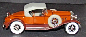 Signature Models 1930 Packard Convertible Diecast Car - Open Box - Picture 1 of 6