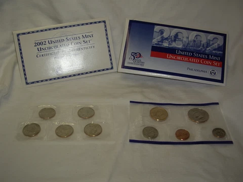 2002-P US Uncirculated Coin Set (10) Coins w/ envelope and COA Cover