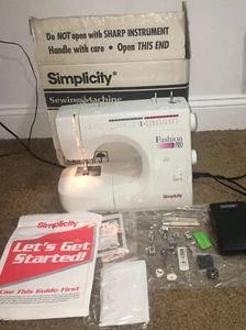 Simplicity Fashion Pro Sewing Machine Model 640 Built In Buttonhole 19 Built In - Picture 1 of 12