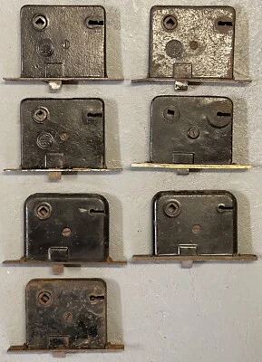 Conjunto de 7 fechaduras de porta antigas Reading Hardware Co. Mortise. Architectural Salvage - Imagem 1 de 4