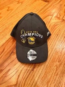 New Era 39FIFTY Golden State Warriors 2015 Campeones de la Serie Mundial Pequeño/Mediano - Imagen 1 de 2