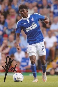 FOTO DE ACCIÓN 6x4 firmada por Ainsley Maitland-Niles + certificado de autenticidad - Imagen 1 de 1