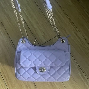 Gorgeous V Quilted Crossbody Handbag w/Gold Chain, hardware & Coin Purse  Purple - Picture 1 of 11