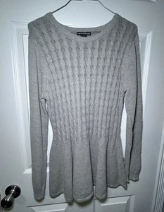Chelsea & Theodore Damenpullover Größe Large grau Zopfmuster Flair unten neu ohne Etikett - Bild 1 von 6