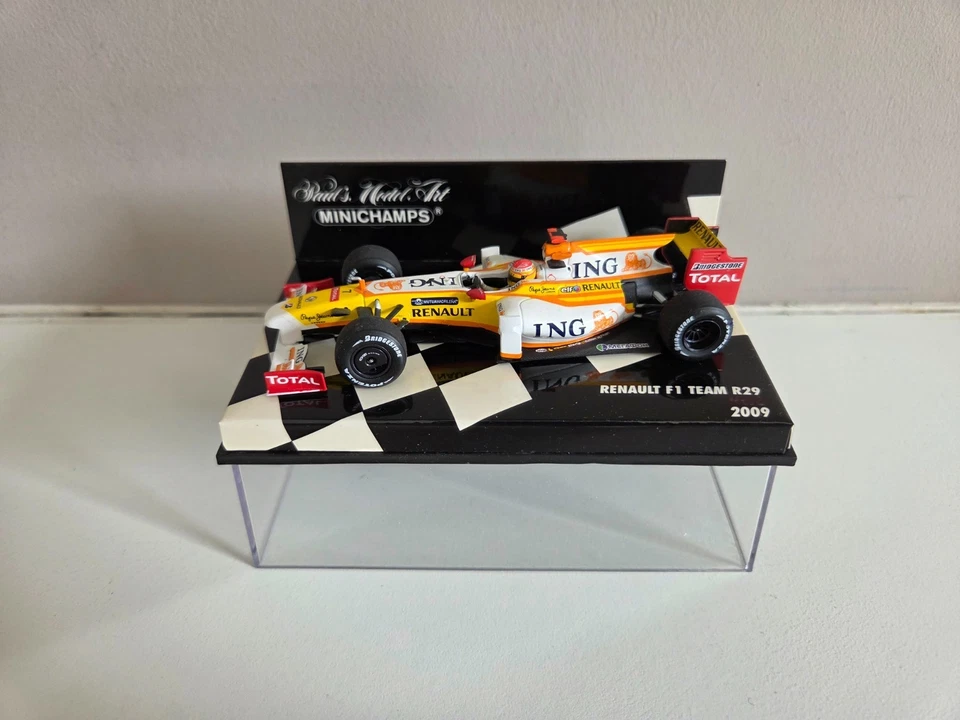 Minichamps 1/43 Renault F1 R29 F. Alonso - 2009 - 400090007 - Immagine 1 di 4