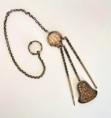 An Antique Chinese Silver Chatelaine , Qing Dynasty , Mid 19th Century - Image 1 of 4
