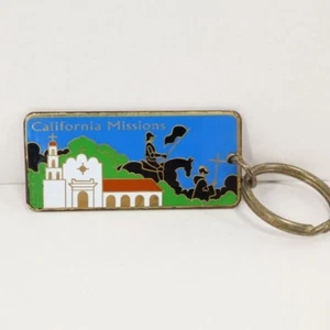 Llavero vintage 1987 California Missions latón y esmalte SF BCO - Imagen 1 de 5