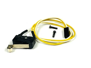 Interruptor de intrusión Acer Veriton x2631 x4640G con tornillos probado funcionando - Imagen 1 de 3