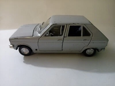 PEUGEOT 104 Polistil 1/24 - Immagine 1 di 4