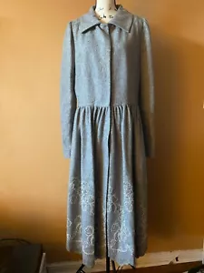 Neu mit Etikett Luisa Beccaria graue Wollmischung bestickt langärmeliges Midi-Kleid Größe 50 - Bild 1 von 10
