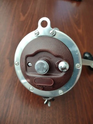 Carrete olímpico de pesca de agua salada Big Game  Foto 1 de 4