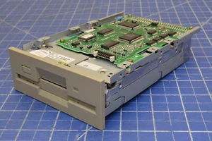 19308111-11 / 1.44MB SCSI FLOPPY DRIVE BASE 3.5INCH / TEAC - Bild 1 von 8