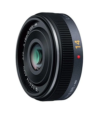 Panasonic single-focus wide-angle pancake lens Micro Four Thirds for the LUMIX - Image 1 of 3