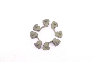 2007 07 08 KAWASAKI NINJA ZX6R ZX 6R ZX6 OEM REAR WHEEL CUSH RUBBERS K271 - Picture 1 of 3