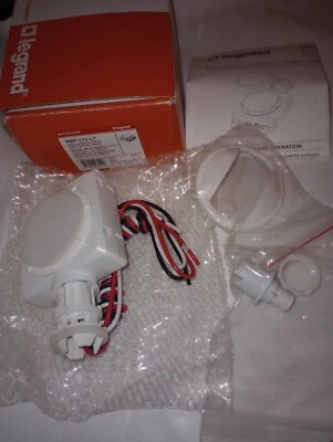NEW GENUINE LEGRAND HBP-112-L7 HIGH/LOW-BAY PIR SENSOR 120/277/347 VAC - Image 1 of 4