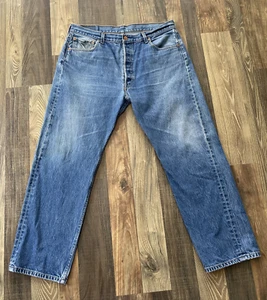 Jean bleu Levi's 501xx 1999 fabriqué au Mexique 501-0000 taille W35 L26,5 - Photo 1/14