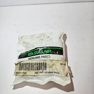 Sullair lockable 90 deg latch pad #02250131-747 - Picture 1 of 7