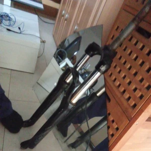 E-Bike Federgabel xcm boost  27.5  SUNTOUR Gabel - Bild 1 von 4