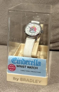 Vintage Disney Cinderella Armbanduhr von Bradley 60er Jahre *NEU mit neuer Batterie - Bild 1 von 11
