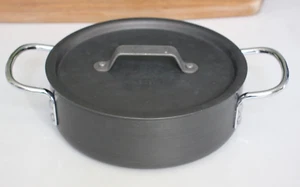 Calphalon Saucepan 2 Qt Commercial Anodized Aluminum Sauté Fry Pot Casserole Lid - Picture 1 of 10