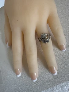 Lady Face Ring size 6 band flowing art nouveau sterling silver women - Picture 1 of 4