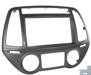 Car Stereo Double Din Fascia Plate (Silver) Frame ONLY For Hyundai i20 2012-2020 - Picture 1 of 1