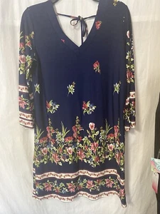 A LA TZARINA - Floral Shift Dress Size Medium -NWOT - Picture 1 of 3