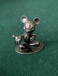 Figurina vintage DISNEY Topolino in peltro 1-3/4" - Foto 1 di 8
