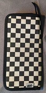 Distressed Vans Off The Wall Zip Checkerboard Wallet Black & White 7.5x4"