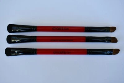 (PACK DE 3) Cepillo de Maquillaje Smashbox Doble Exposición Sombra de Ojos Angulado/Ovalado Foto 1 de 4