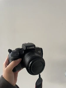 Canon EOS 700 film camera - Picture 1 of 11