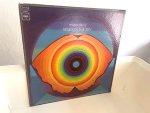 MILES DAVIS - MILES IN THE SKY - COLUMBIA - USA RED STEREO 2 EYE LABEL - Picture 1 of 4