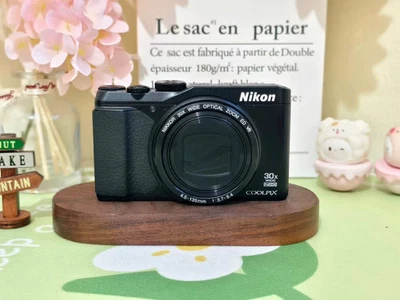 Lente zoom 30x para cámara digital Nikon Coolpix S9900S negra idioma inglés Foto 1 de 4