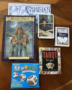 Lot Tarot Decks Cards,Story Dice,Best #99 Playg Cards(Camelot Oracle,Tarot 2 Go) - Picture 1 of 5