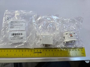 2 x MOTION PLUS ADAPTERS for NINTENDO Wii & U WIIMOTE REMOTE CONTROL White NEW! - Picture 1 of 2