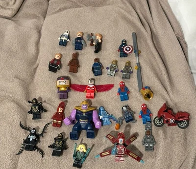 Lego Marvel Minifigura Lote - Thanos Venom Thor Falcon Modok Iron Man Máquina de Guerra Foto 1 de 4