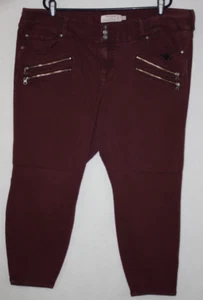 Pantalones de mezclilla ajustados nuevos sin etiquetas Torrid talla 26S rojo vino con cremallera - Imagen 1 de 6