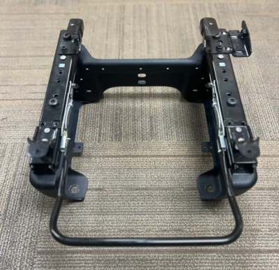 97-25 Chevy Express GMC Savana Van RH Passenger Bucket Seat Base & Slide Track - Image 1 of 4